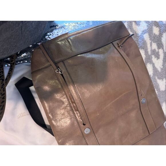 Treasure & bond remy Brown vegan glazed leaTher rucksack backpack w/ front strap - Picture 8 of 8